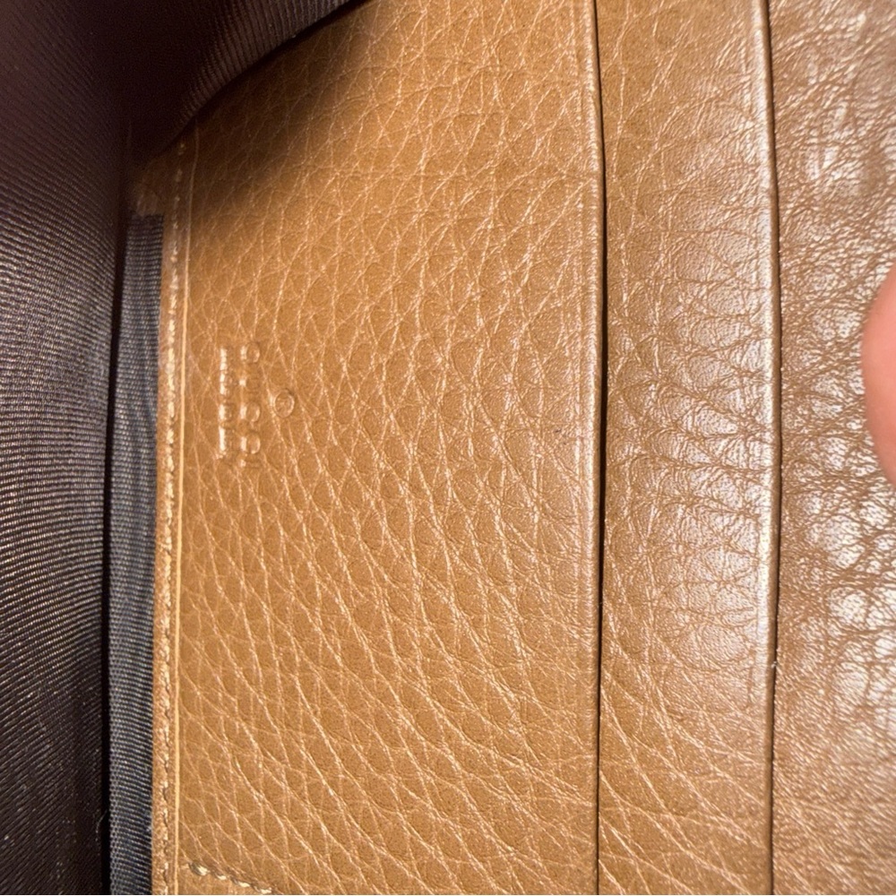 Gucci Tan Leather bamboo tassle with Gold Logo - Picture 6 of 11